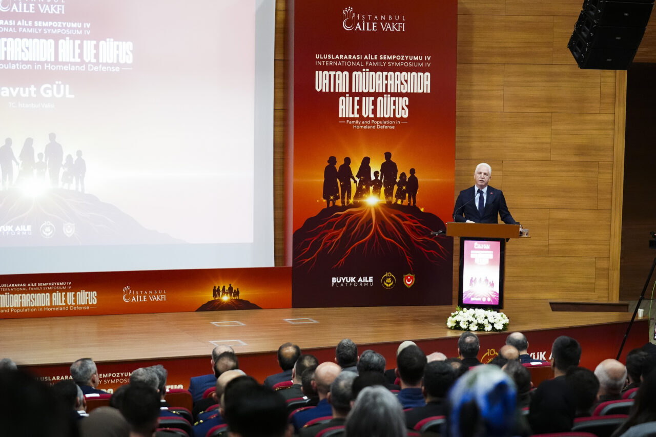 - Milli Savunma Üniversitesi Rektörü Prof. Dr. Erhan Afyoncu:
-"Annelere devlet