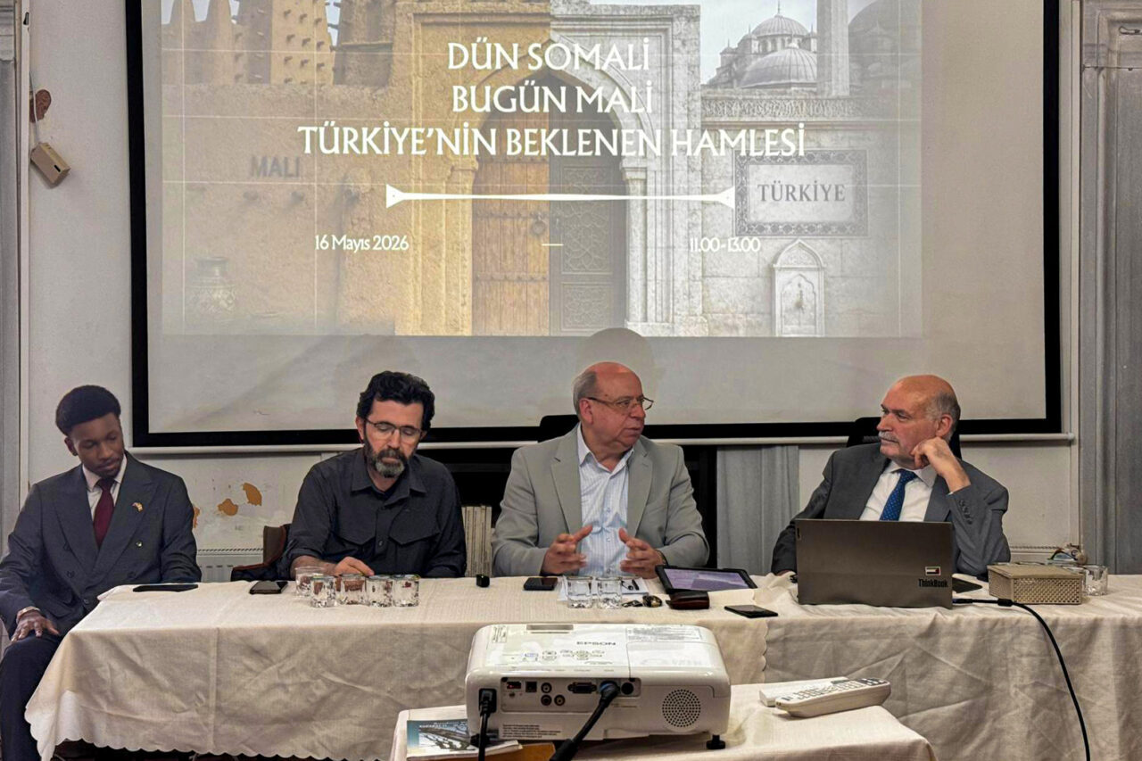 - Tüm Afrika'nın Dostları Derneği Başkan Yardımcısı Dr. Serhat Onur:
-