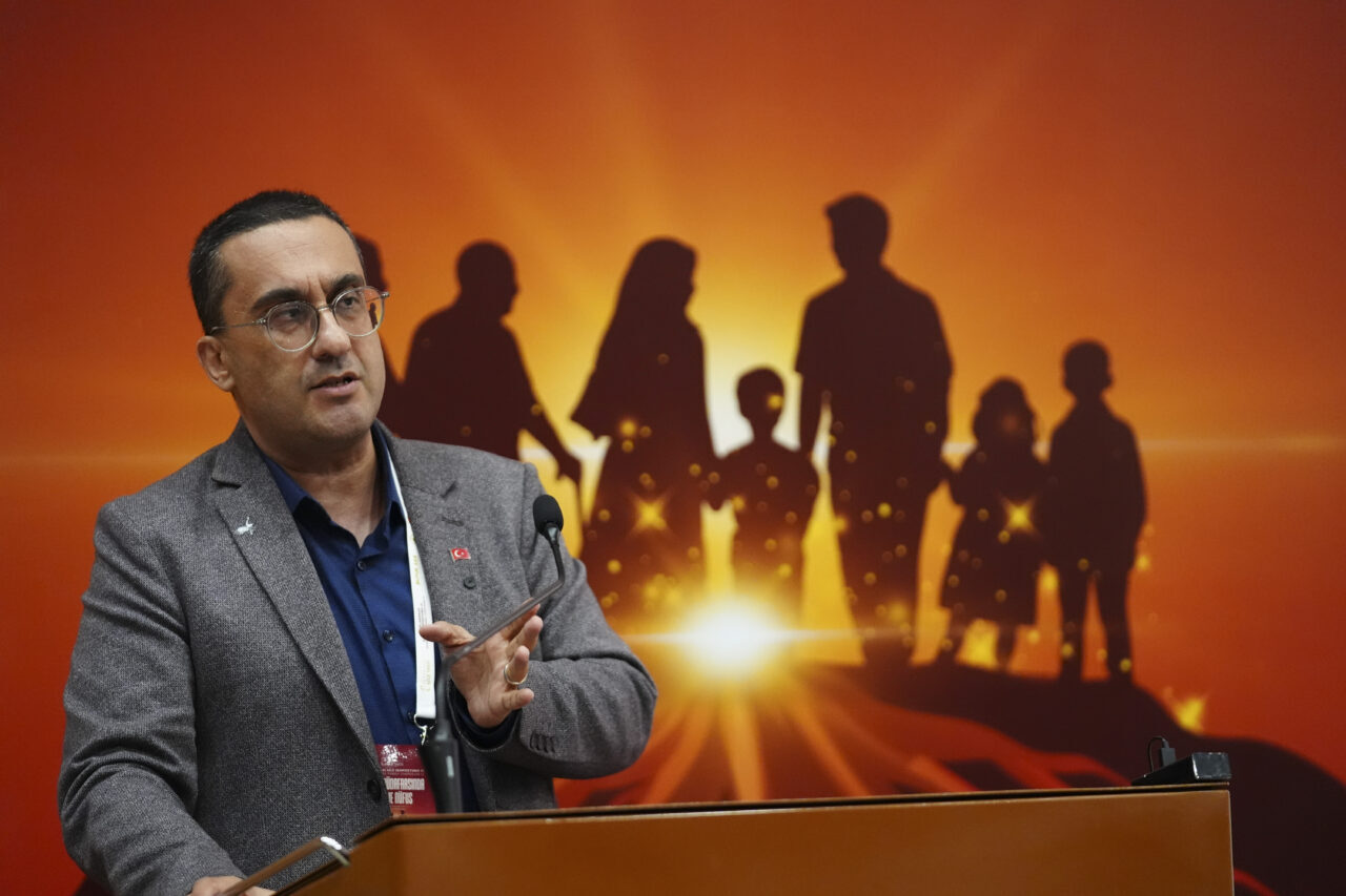 - Sempozyumun sonuç bildirisinden:
- "Demografik dönüşüm sadece bir istatistik meselesi