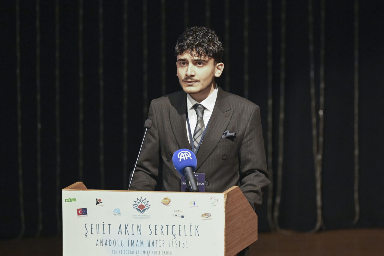 İSTANBUL (AA) – Ataşehir Akın Sertçelik Anadolu İmam Hatip Lisesi