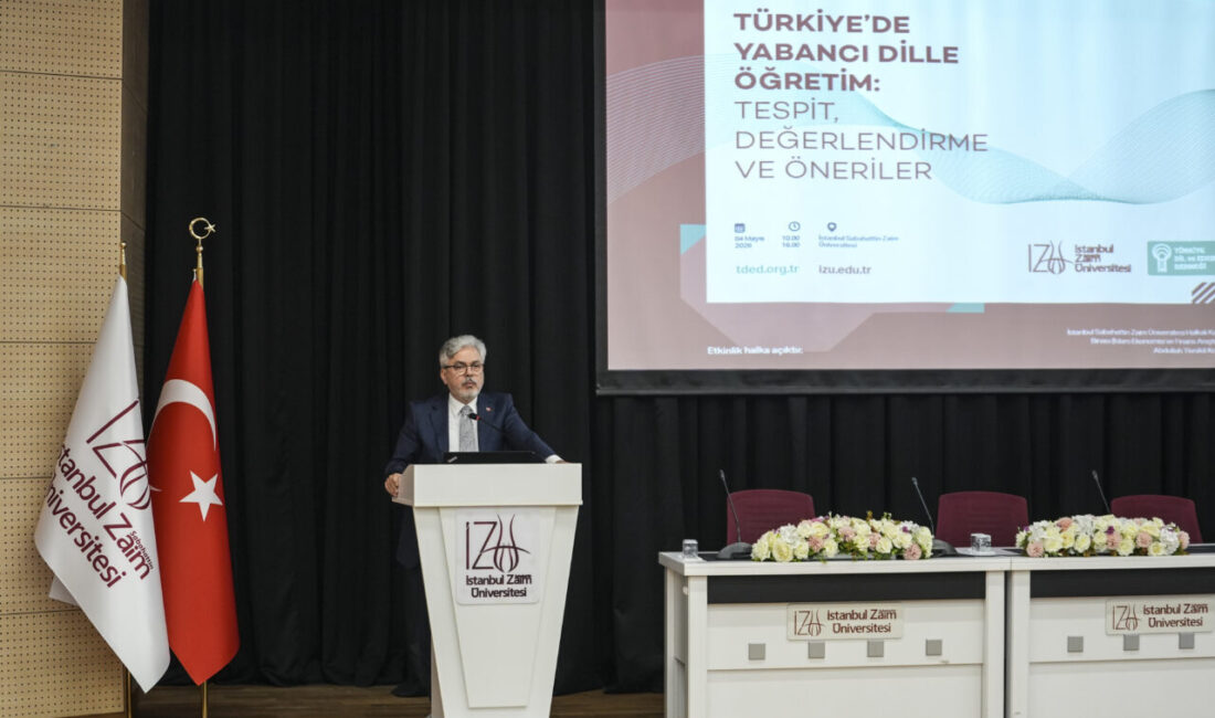- Milli Eğitim Bakan Yardımcısı Ömer Faruk Yelkenci:
- "Türkiye'de yabancı