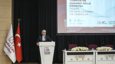 - Milli Eğitim Bakan Yardımcısı Ömer Faruk Yelkenci:
- "Türkiye'de yabancı