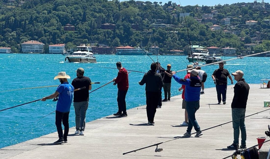 İSTANBUL (AA) – İstanbul'da vatandaşlar, Kurban Bayramı'nın son gününde sahillerde