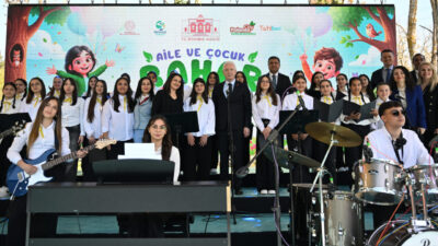 - Vali Davut Gül:
- "Çocuklarımızı bağımlılıktan ve olumsuzluklardan korumak, polisiye