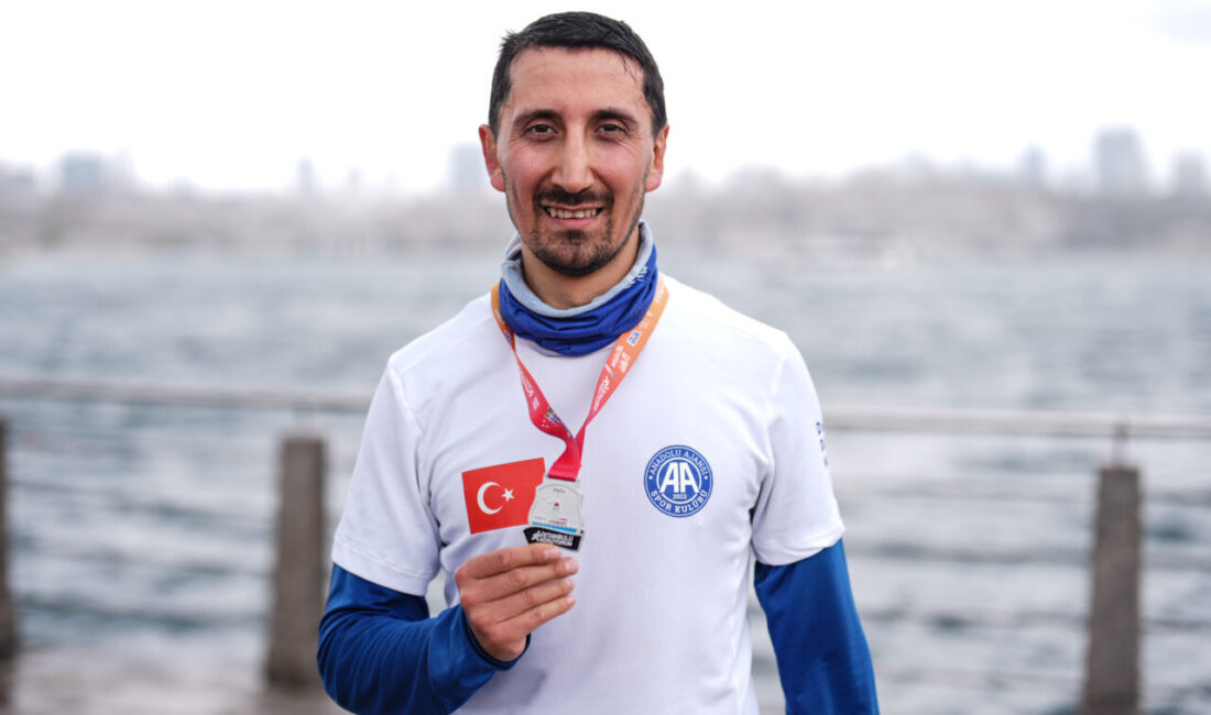 - Etkinlikte Anadolu Ajansı Spor Kulübü sporcuları da yarışırken, 10K
