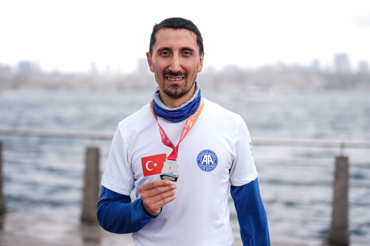 - Etkinlikte Anadolu Ajansı Spor Kulübü sporcuları da yarışırken, 10K