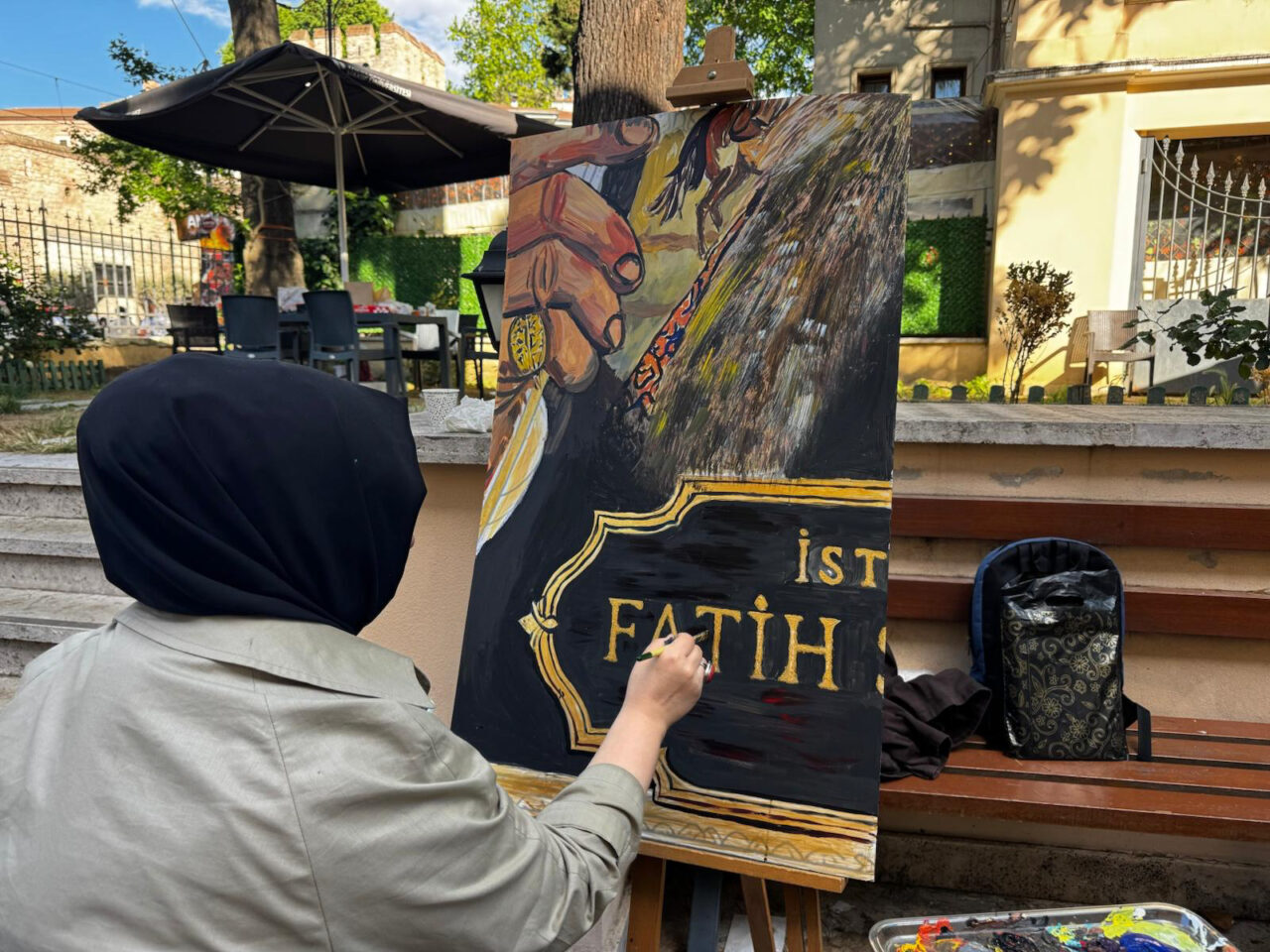 - Fatih Sultan Mehmet Vakıf Üniversitesinin etkinliğine katılan 15 sanatçı,