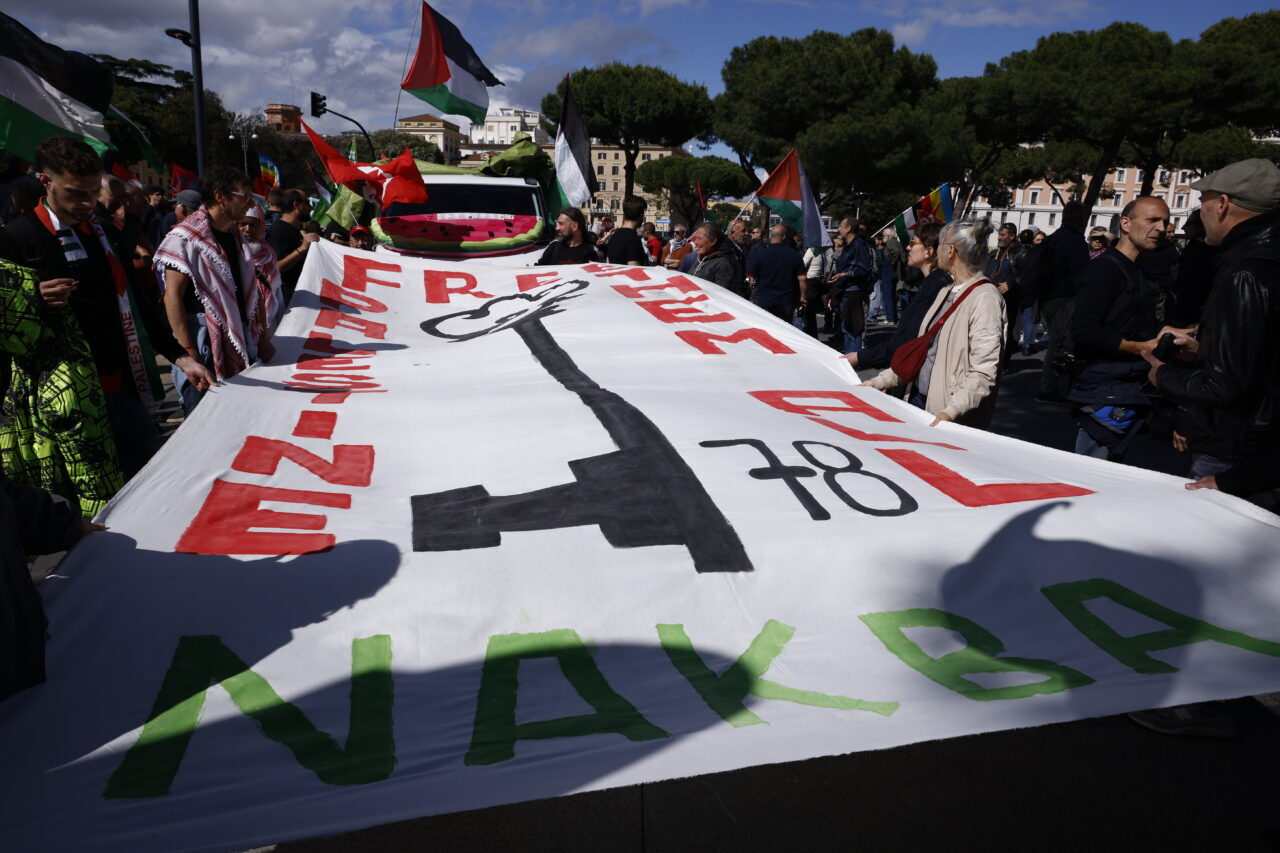 ROMA (AA) – İtalya'nın Roma ve Milano kentlerinde, İsrail'in 15