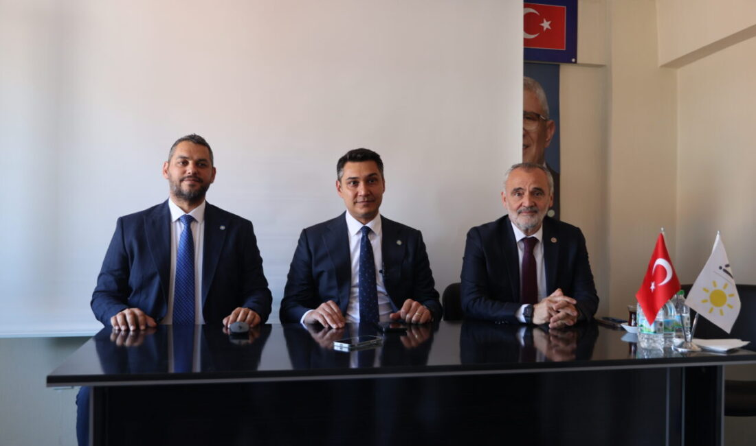 EDİRNE (AA) – İYİ Parti Genel Başkan Yardımcısı Alper Akdoğan,