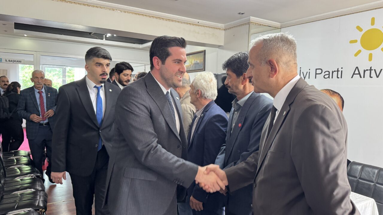 - "İYİ Parti başta Genel Başkanımız Müsavat Dervişoğlu olmak üzere,