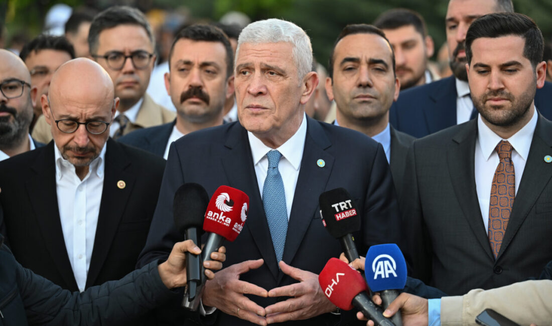 - "Ben insanlara bu bayramda huzur, bereket, mutluluk, demokrasi, adalet,