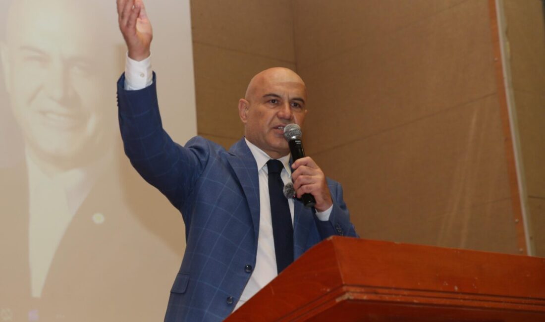 RİZE (AA) – İYİ Parti Grup Başkanvekili Turhan Çömez, Rize'de