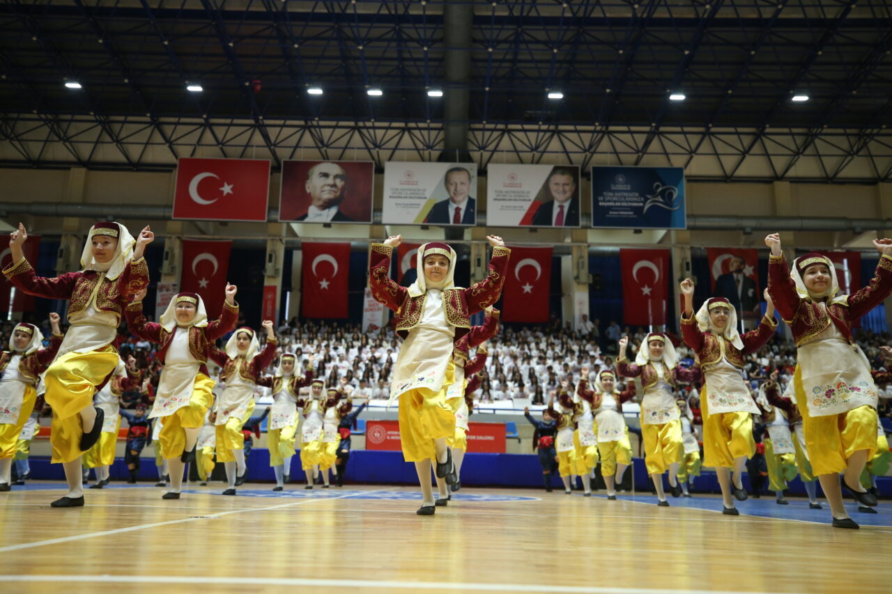 İZMİR (AA) – İzmir, Aydın, Denizli, Manisa ve Uşak'ta, 19