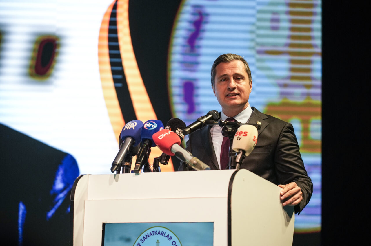 İZMİR (AA) – İzmir Esnaf ve Sanatkarlar Odaları Birliği'nin 27.