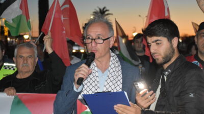 İZMİR (AA) – İzmir'de, İsrail'in, Gazze'ye yönelik ablukayı kırmayı ve