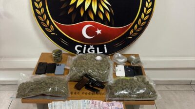 İZMİR (AA) – İzmir'in Çiğli ilçesinde düzenlenen uyuşturucu operasyonunda 6