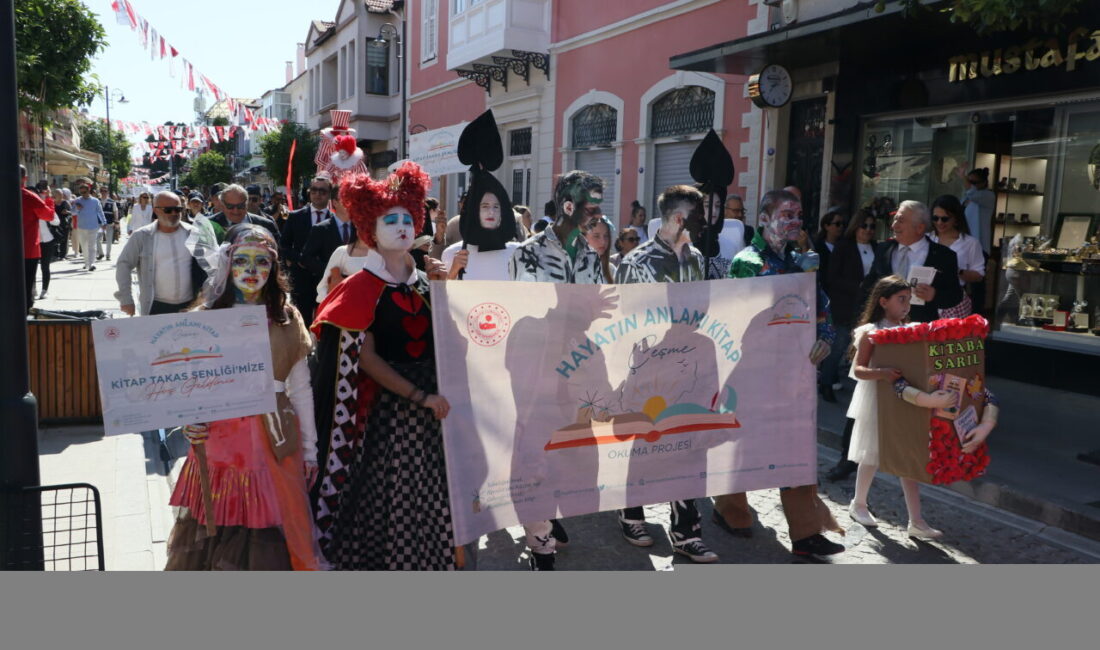 İZMİR (AA) – İzmir'in Çeşme ilçesinde düzenlenen "3. Kitap Takas
