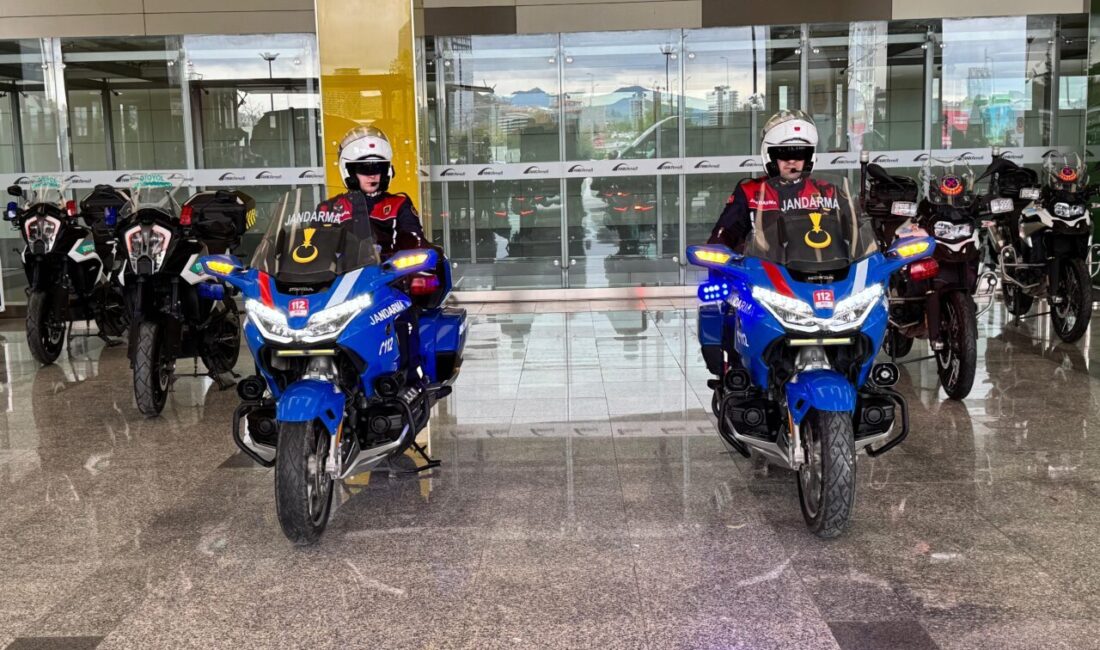 - Emniyet kemeri simülasyon aracı ve mobil trafik eğitim tırı