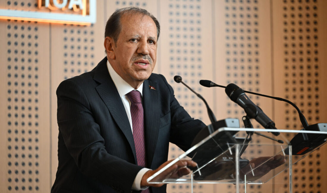 - İGA Yönetim Kurulu Başkanı Cemal Kalyoncu:
- "Yolcu kapasitesinin 120