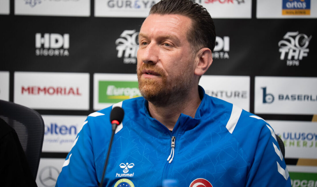 - Üsküdar Belediyespor Başantrenörü Mehmet Serkan İnci:
"16 yıldır bu kupada
