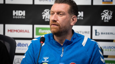 - Üsküdar Belediyespor Başantrenörü Mehmet Serkan İnci:
"16 yıldır bu kupada