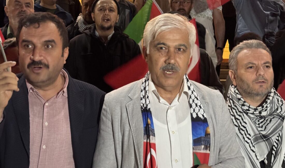 KAHRAMANMARAŞ/ADIYAMAN (AA) – Kahramanmaraş ve Adıyaman'da İsrail'in, Gazze'ye insani yardım