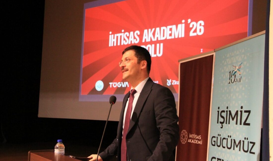 - "Her 10 vatandaşımızın yaklaşık 7'si normal kilosunun üzerinde. Bunlardan