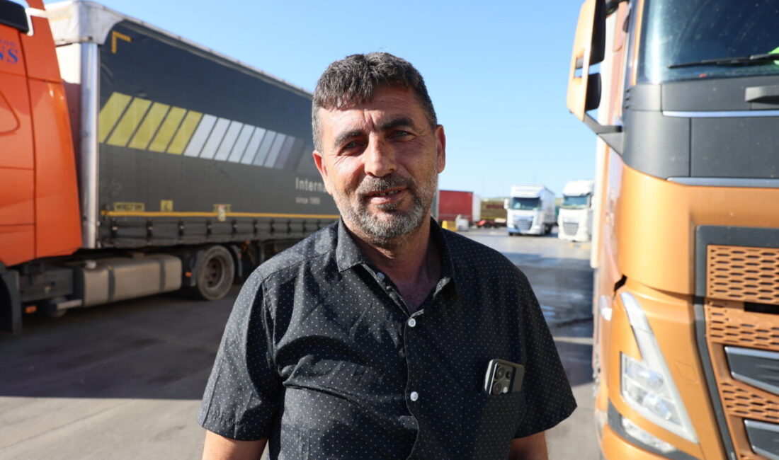 EDİRNE (AA) – Edirne'de, Kapıkule Sınır Kapısı'ndaki tır parklarında çıkış