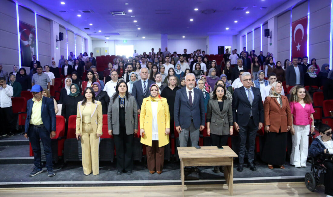 KASTAMONU (AA) – Kastamonu'da Engelliler Haftası kapsamında özel gereksinimli öğrenciler,