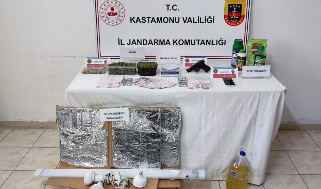 KASTAMONU (AA) – Kastamonu'da düzenlenen uyuşturucu operasyonunda yakalanan 10 şüpheliden
