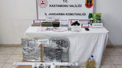 KASTAMONU (AA) – Kastamonu'da düzenlenen uyuşturucu operasyonunda yakalanan 10 şüpheliden