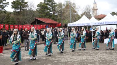 KAYSERİ (AA) – Kayseri, Sivas ve Nevşehir'de, baharın müjdecisi olarak