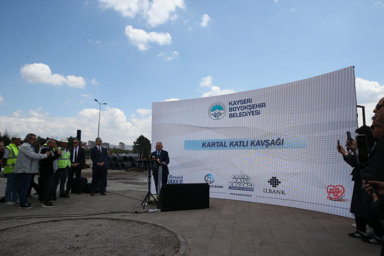 - Büyükşehir Belediye Başkanı Memduh Büyükkılıç:
- "Günlük yaklaşık 120 bin