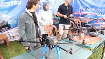 KAYSERİ (AA) – Kayseri'de gökyüzü tutkunları 2. Geleneksel Havacılık Festivali'nde
