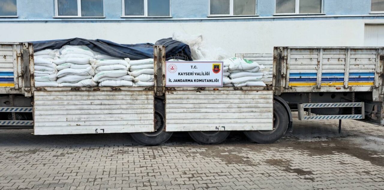 KAYSERİ (AA) – Kayseri'de jandarma ekiplerinin düzenlediği operasyonda 24 ton