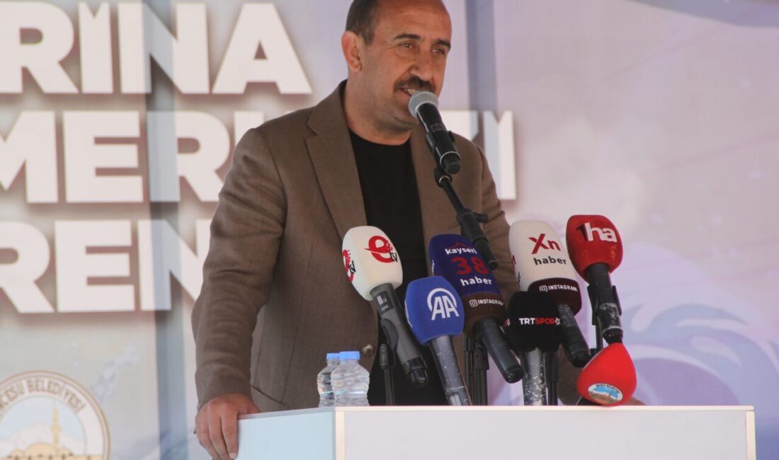 KAYSERİ (AA) – Kayseri'nin İncesu ilçesinde baraj gölü kıyısında yapılan
