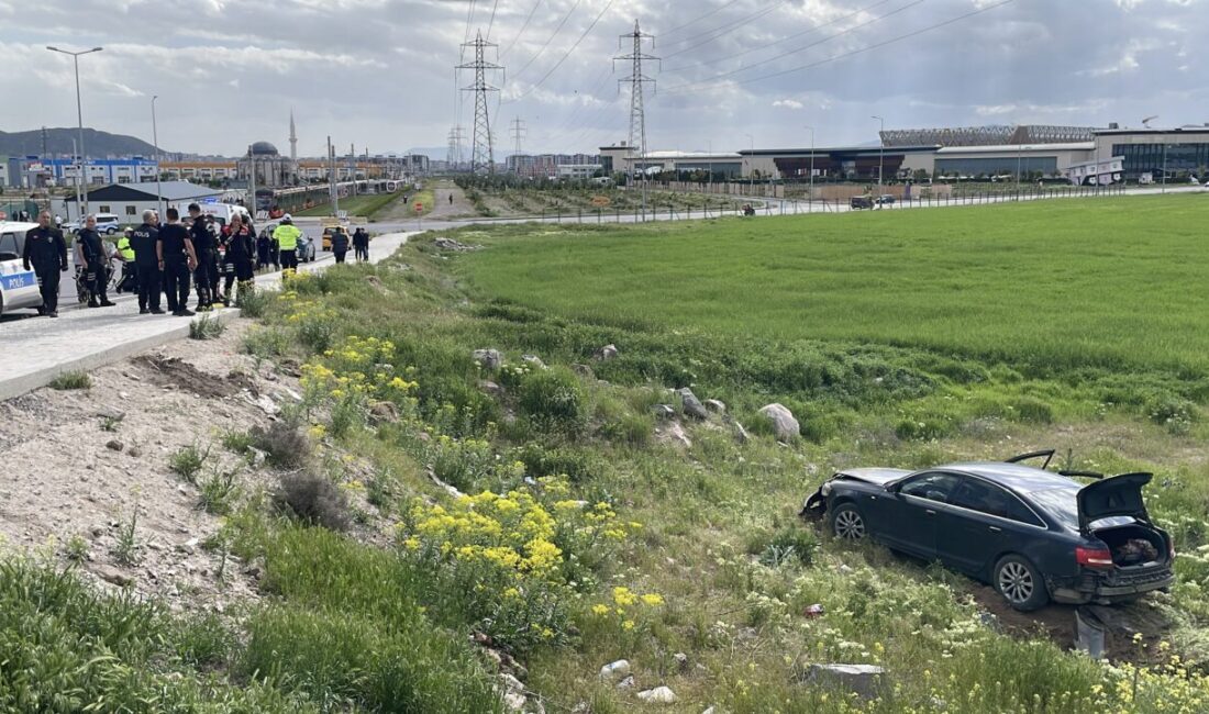 KAYSERİ (AA) – Kayseri'de polisin "dur" ihtarına uymayarak kaçan ehliyetsiz
