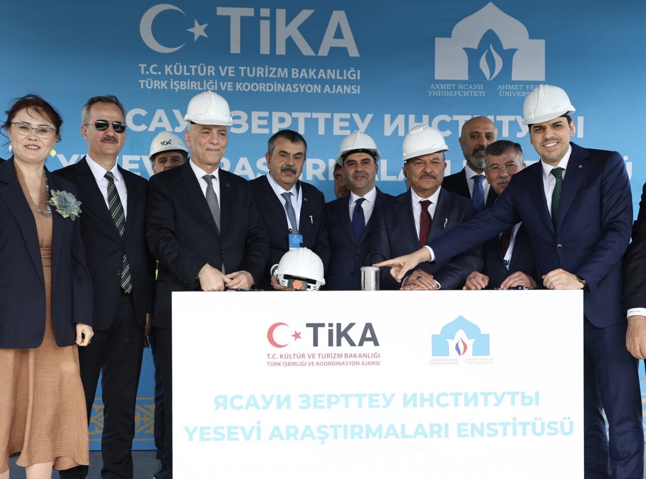 - Türk Devletleri Teşkilatı Aksakallar Konseyi Başkanı Binali Yıldırım:
- "TİKA,