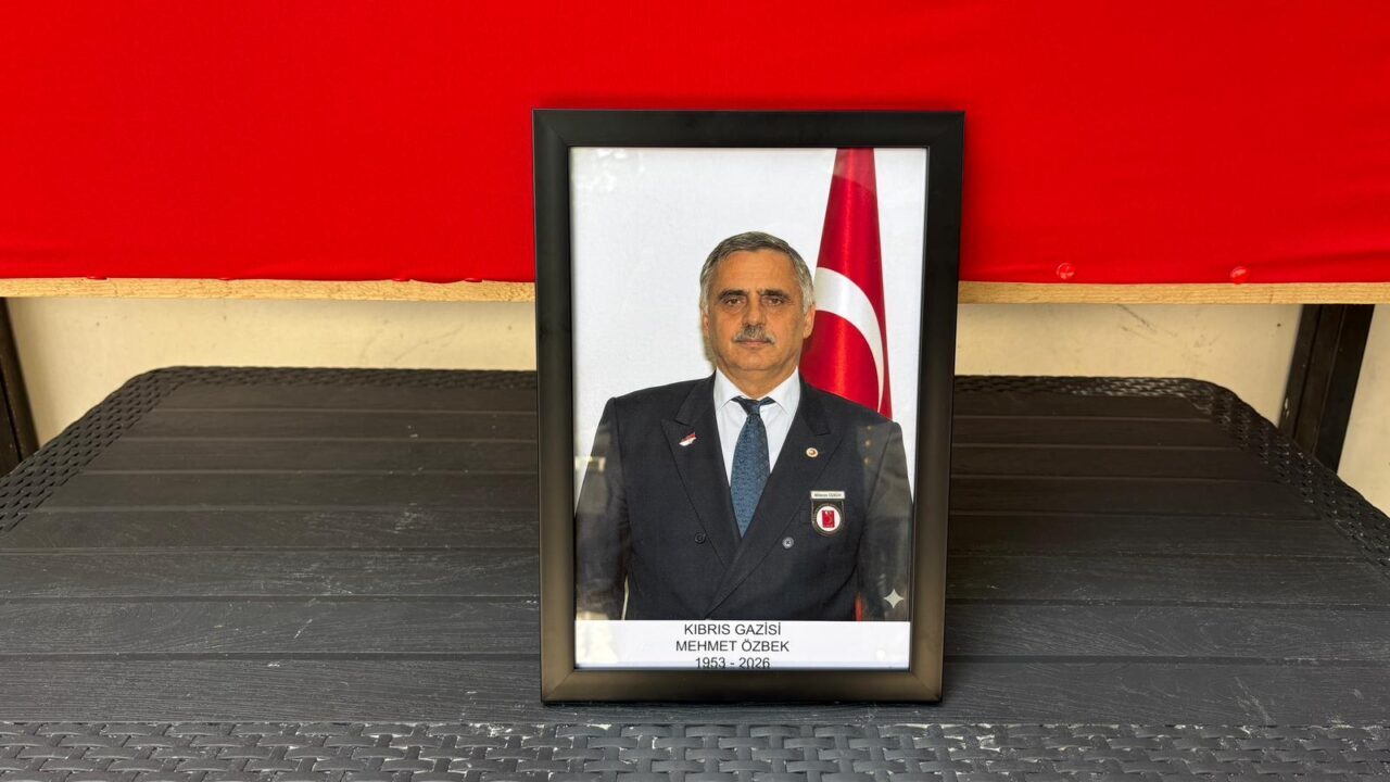 SAKARYA (AA) – İstanbul'da tedavi gördüğü hastanede vefat eden Kıbrıs