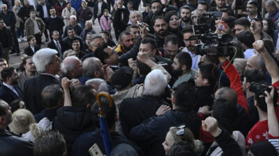 - "Cumhuriyet Halk Partisi milletimizin egemenlik senedidir. 38. Olağan Kurultayımız