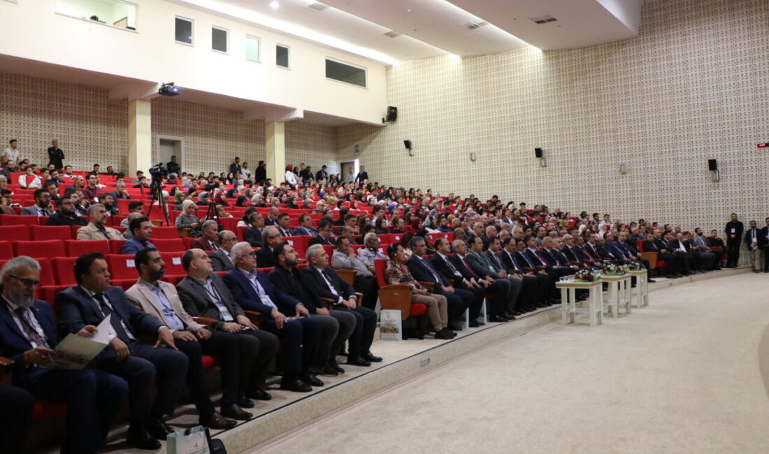 KİLİS (AA) – Kilis'te düzenlenen "4. Uluslararası İslam Medeniyetinde Birlikte