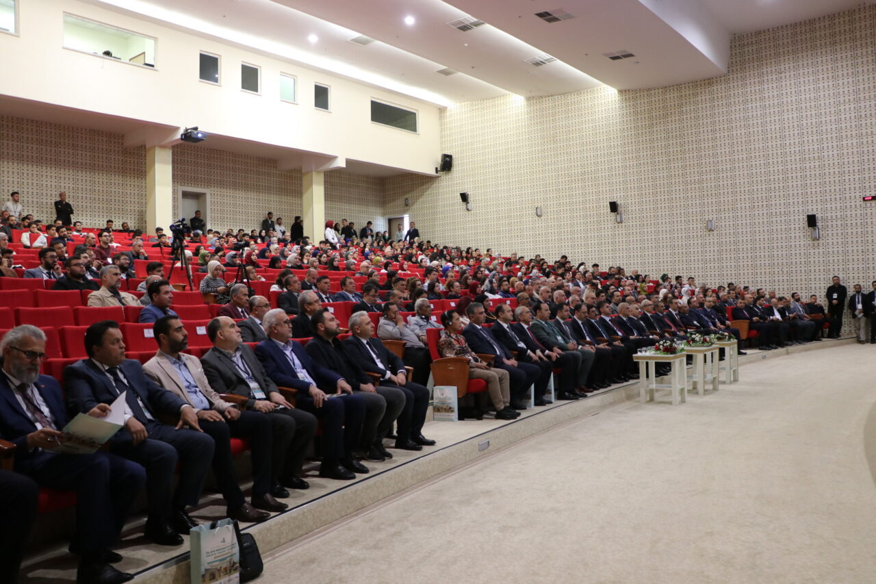 KİLİS (AA) – Kilis'te düzenlenen "4. Uluslararası İslam Medeniyetinde Birlikte