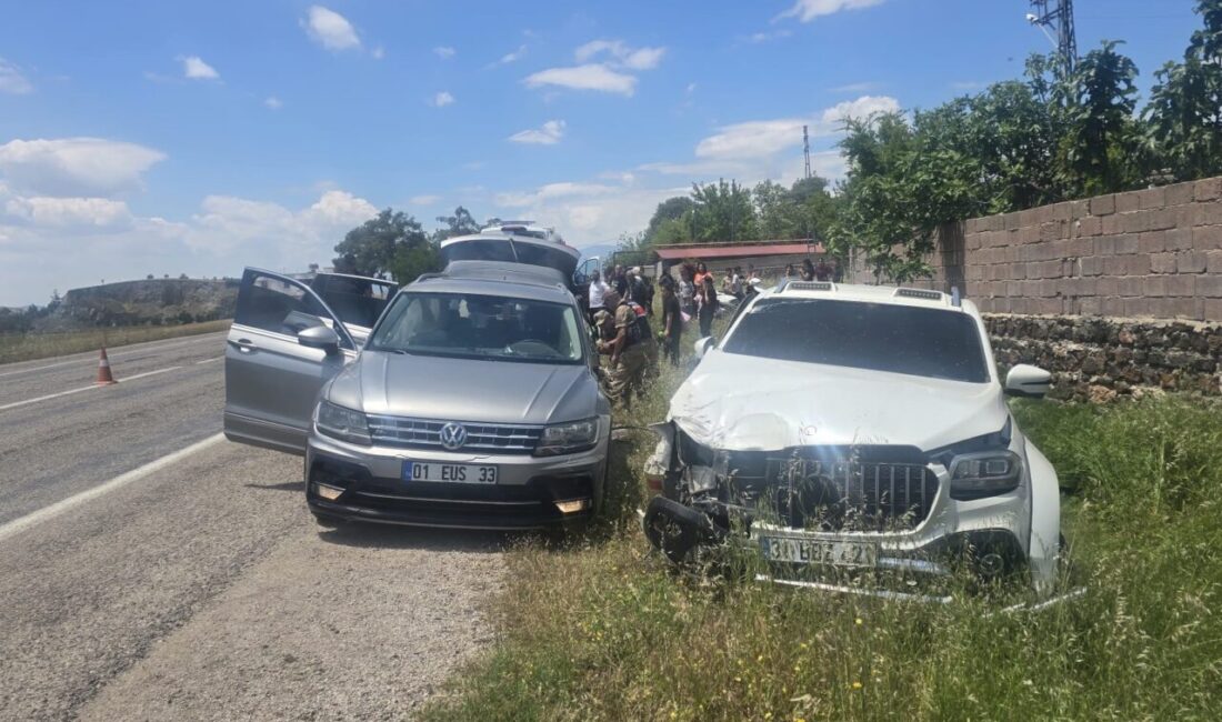 KİLİS (AA) – Kilis'te pikap ile otomobilin çarpışması sonucu 9