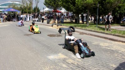 KOCAELİ (AA) – Kocaeli Üniversitesi (KOÜ) bahar şenlikleri kapsamında tahta