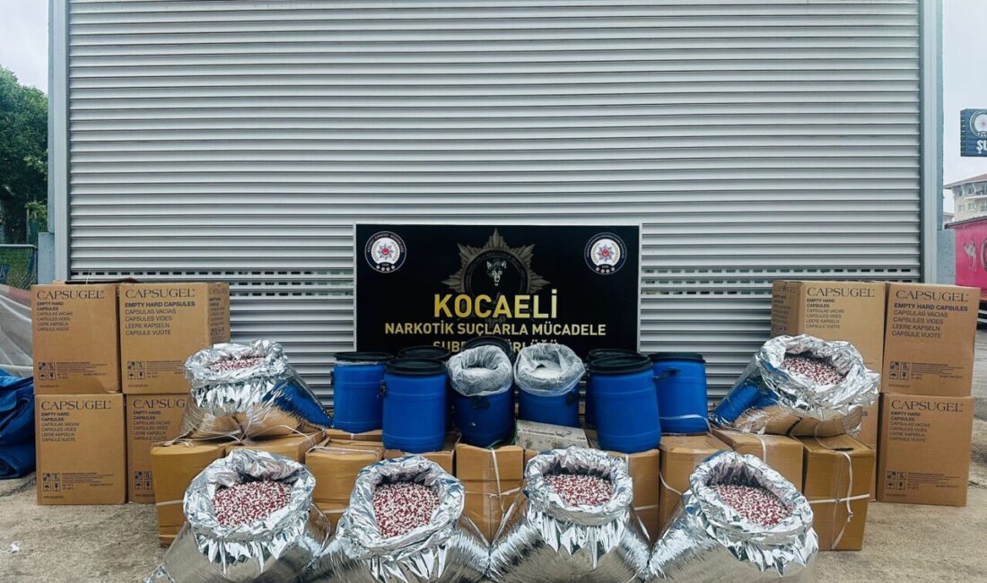 KOCAELİ (AA) – Kocaeli'de 1 ton 80 kilogram uyuşturucu ham