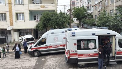 KOCAELİ (AA) – Kocaeli'nin Gebze ilçesinde dört katlı apartmandaki dairede