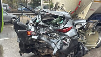 - Kazada yaralanan iki sürücü hastanede tedavi altına alındı