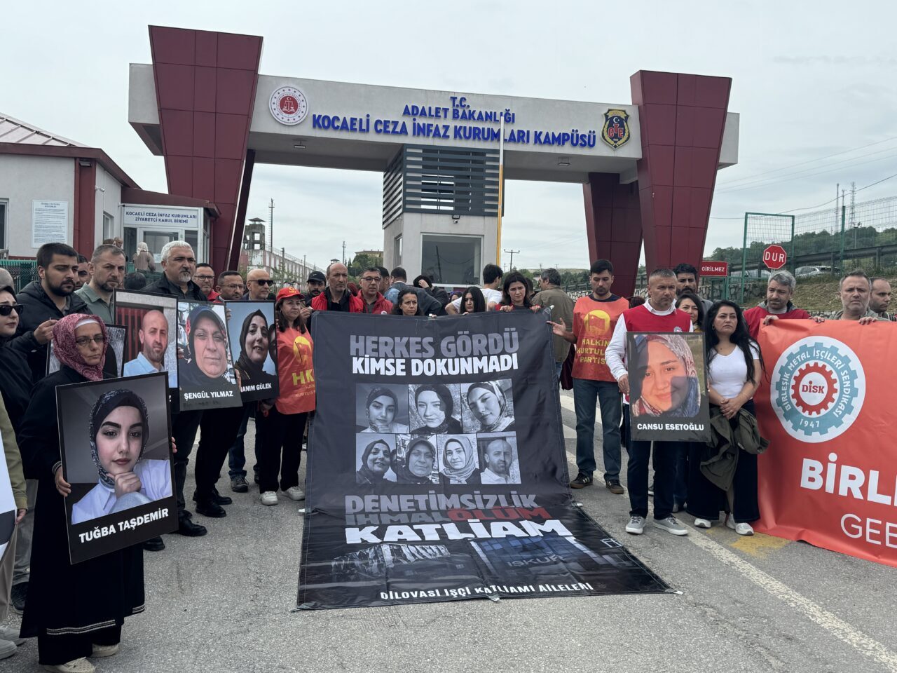 - Dilovası'nda 7 kişinin öldüğü olayda yaşamını yitiren Hanım Gülek'in