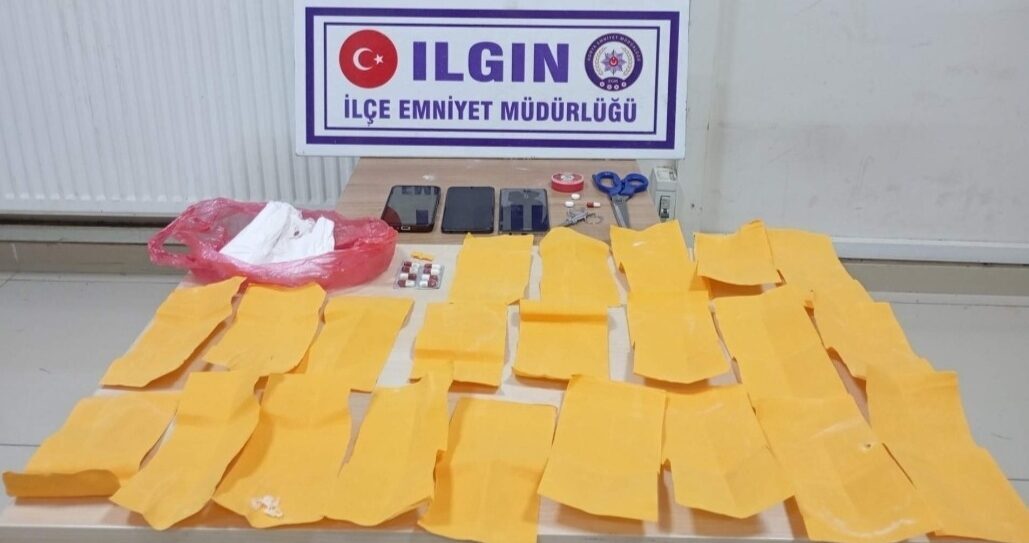KONYA (AA) – Konya'nın Ilgın ilçesinde polisin şüphe üzerine durdurduğu