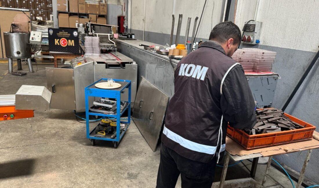 KONYA (AA) – Konya'nın Karatay ilçesinde düzenlenen kaçakçılık operasyonunda iş